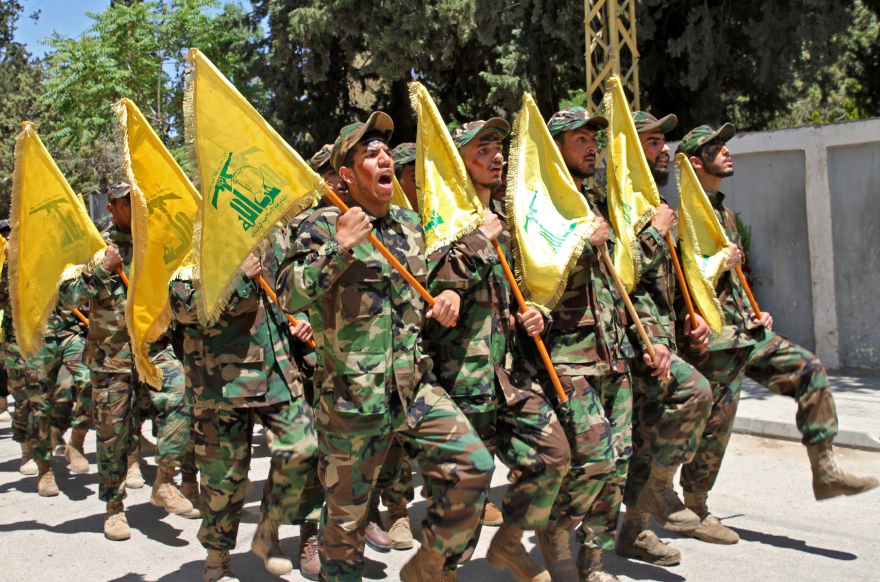 عناصر من حزب الله في لبنان (فرانس برس)